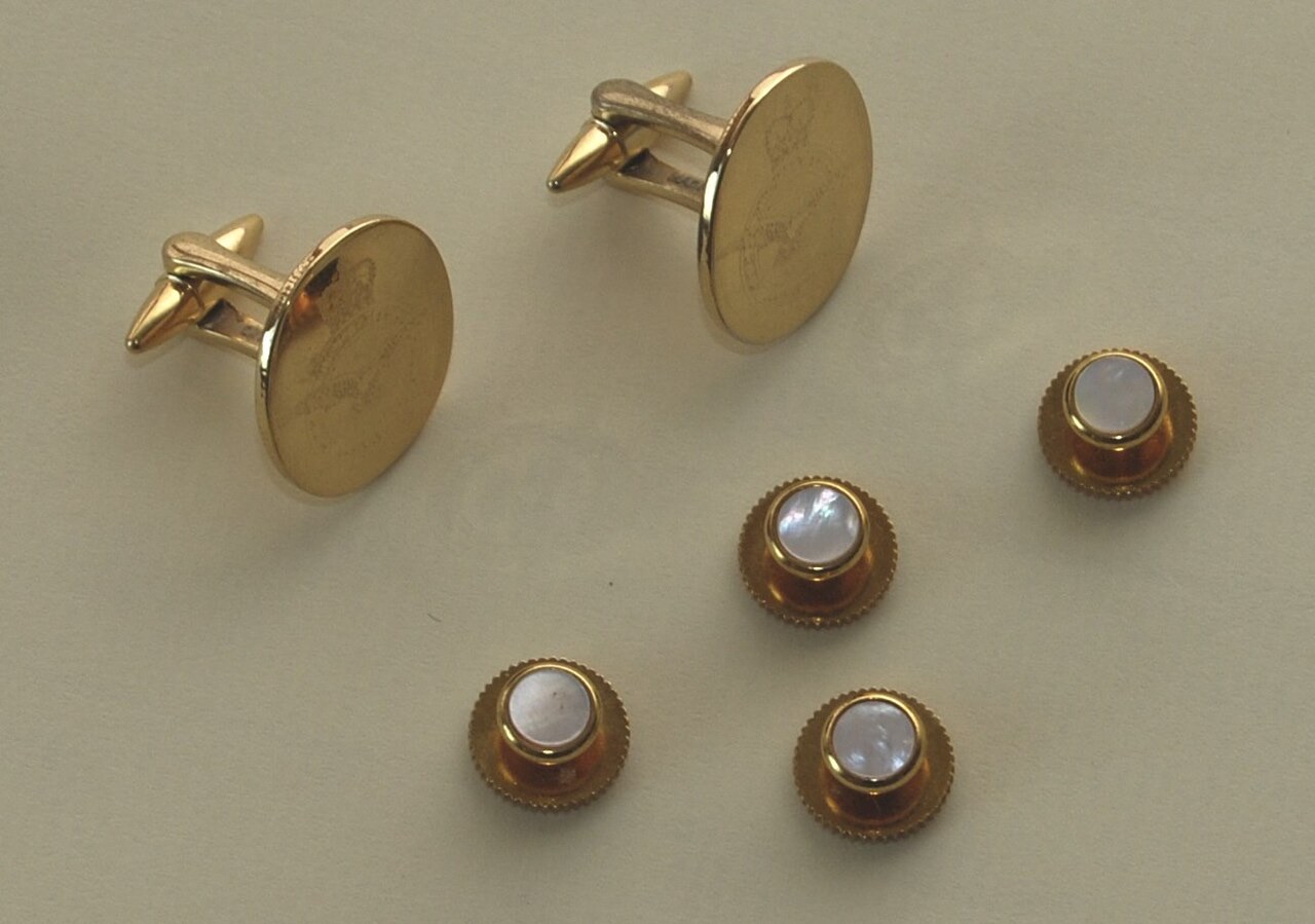 Cufflinks