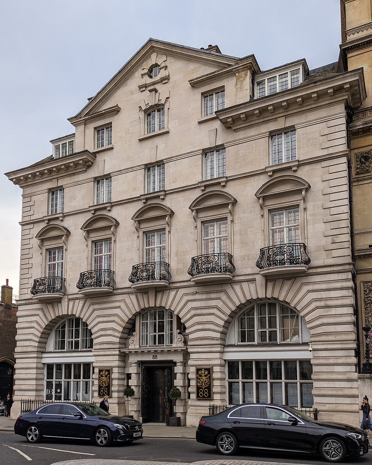 88 St James's Street